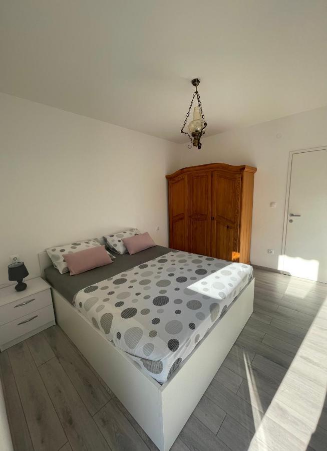 City Apartment Domagoj Omiš Εξωτερικό φωτογραφία